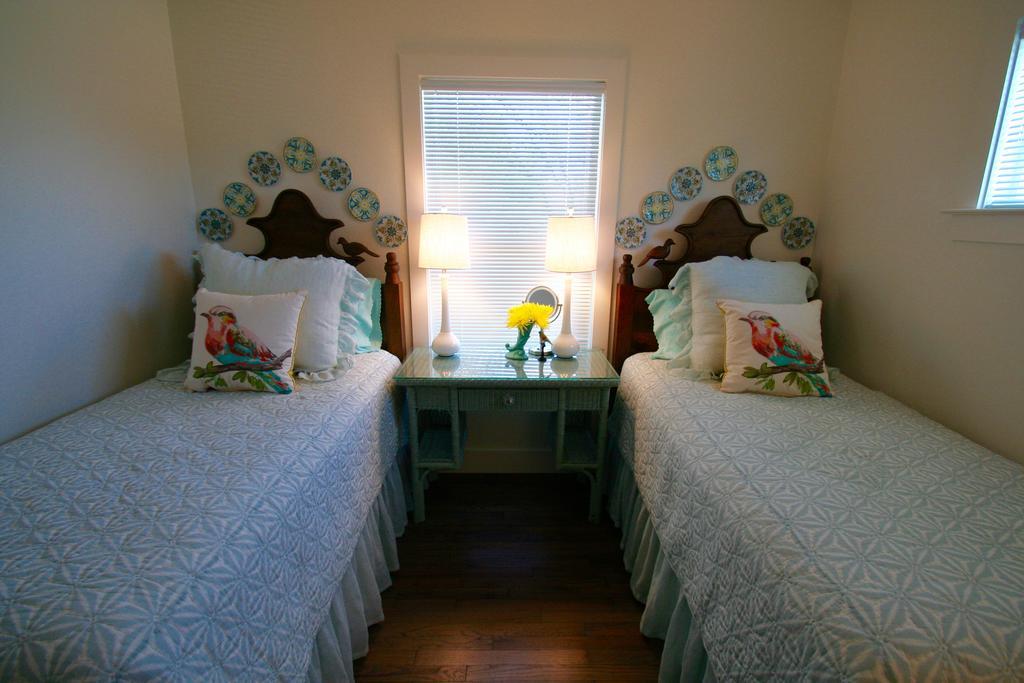 Bear Creek Cottage Manchaca Bagian luar foto