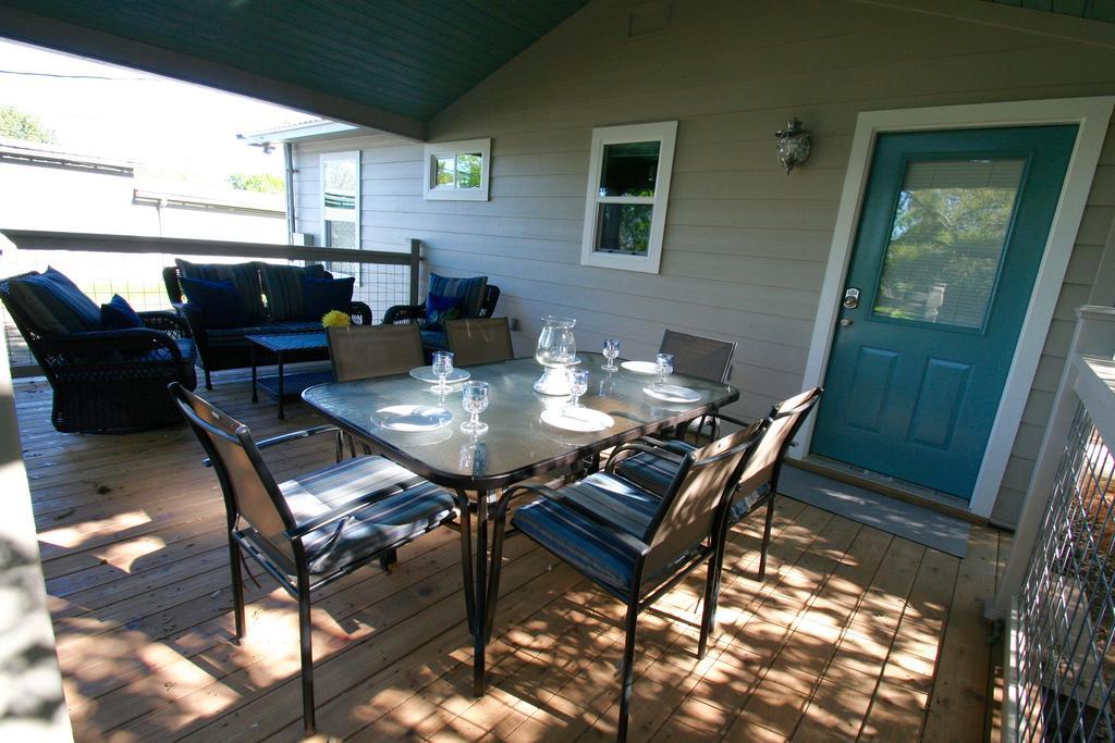 Bear Creek Cottage Manchaca Bagian luar foto