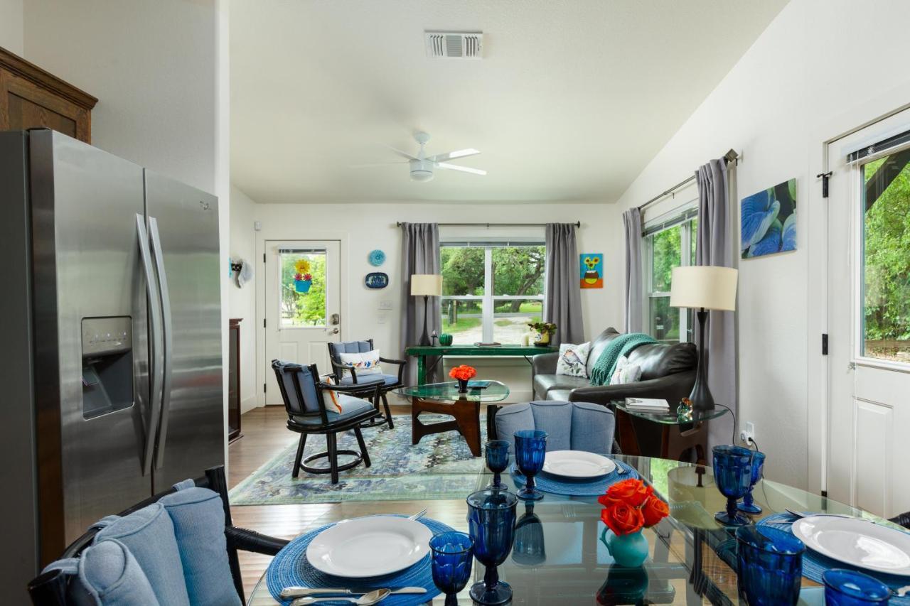 Bear Creek Cottage Manchaca Bagian luar foto